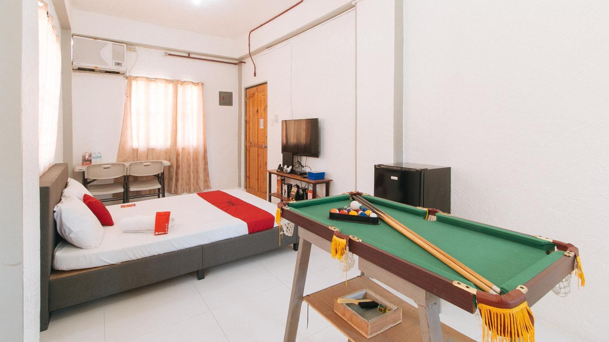 Reddoorz Plus Near Tambo Paranaque Paranaque City Exterior photo